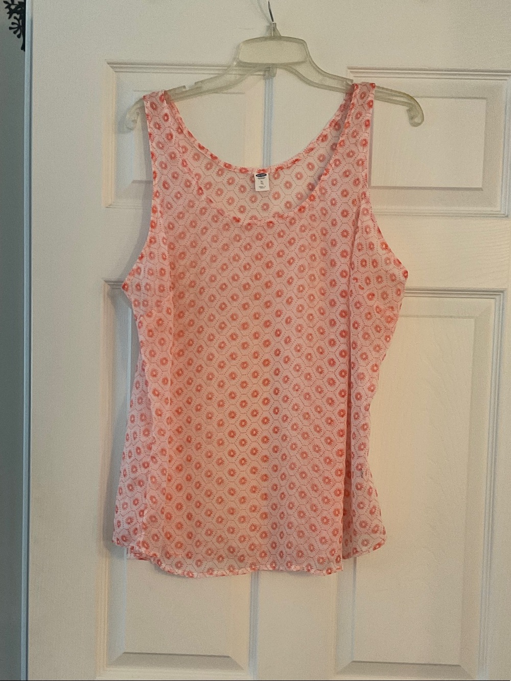 Old Navy Pink Patterned Scoop Neck Tank Top